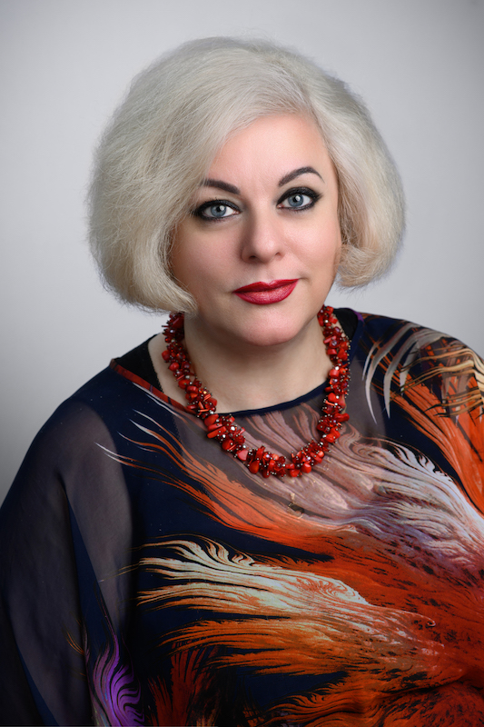 Бурнина Лариса Юрьевна.
